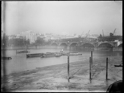 ウォータールー橋の解体、ウェストミンスター市、グレーター ロンドン オーソリティー、1936 年。 作： Charles William Prickett