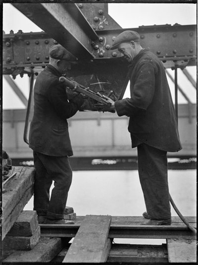 ウォータールー橋の解体、ランベス、グレーター ロンドン オーソリティー、1936 年。 作： Charles William Prickett