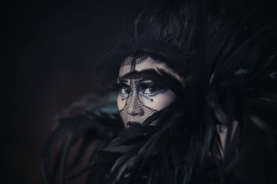  作： Che Abu Bakar