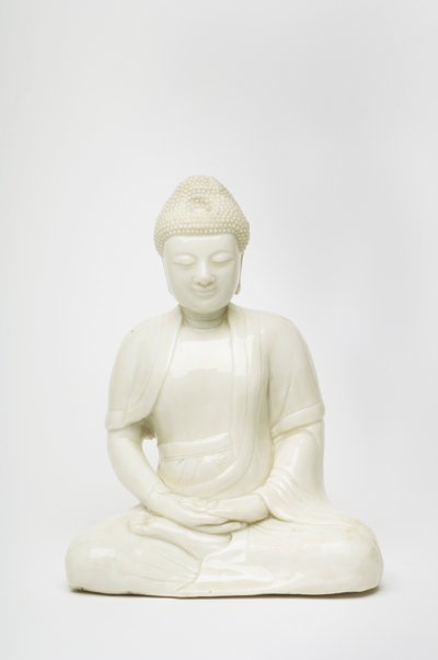 仏（磁器） 作： Chinese School