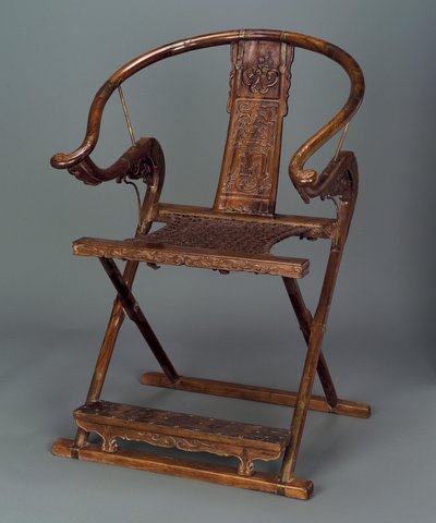 椅子（折りたたみ式）、明朝、1600-50（ローズウッド） 作： Chinese School