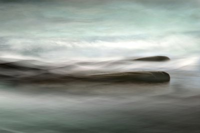 穏やかな海流 作： Christina Sillen