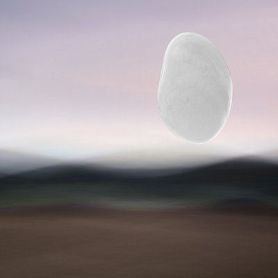 幽玄な浮遊石 作： 