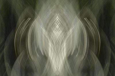 幽玄な光の造形 作： 