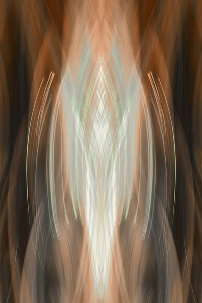 温かみのある幻想的な輝き 作： Christina Sillen