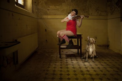 風変わりな部屋のセレナーデ 作： Christine von Diepenbroek