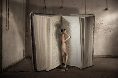  作： Christine von Diepenbroek