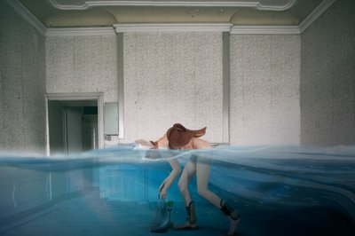  作： Christine von Diepenbroek