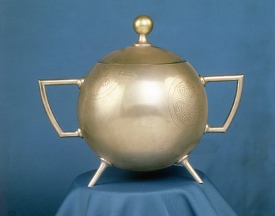 ヒンジ付きカバー付き2つのハンドル付きボウル（電気メッキ） 作： Christopher Dresser
