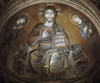 威風堂々としたキリスト。モザイク 作： Cimabue