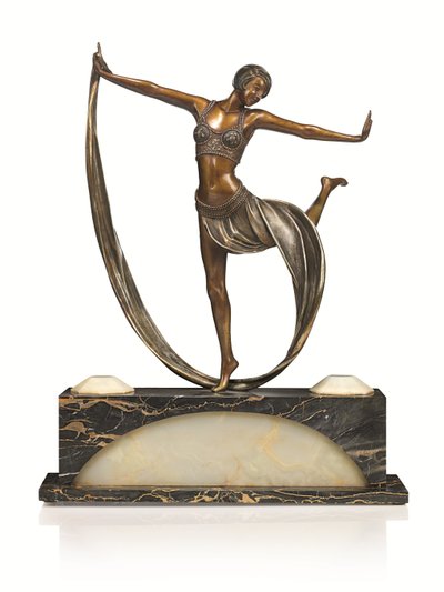 ベースが照らされたアールデコのフィギュア、「Espirit de Josephine Baker」、1925年頃（緑青とコールドペイントのブロンズ） 作： Claire Jeanne Roberte Colinet