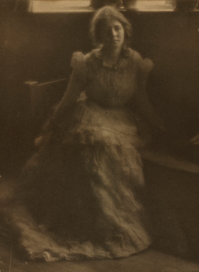 ジュリアホールマッキューン、c。 1900。 作： Clarence H. White