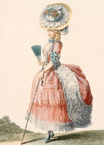 婦人用プロムナード・ドレス、デュパン作、「Galeries des Modes et Costumes Francais」（1778～87年頃）のプレート（カラー・エングレーヴィング） 99:衣服、伝統的なドレス、伝統的な衣装、ファッション、イラスト、18世紀、ファッショナブル、衣服、女性、扇、帽子、杖。 作： Claude Louis (after) Desrais