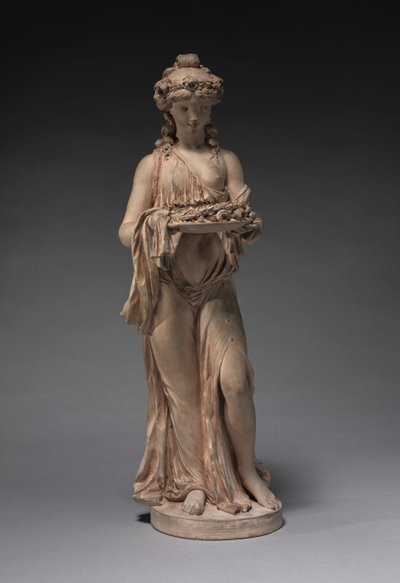 大皿にバラの花輪を運ぶ少女、1770年代初頭 作： Claude Michel Clodion