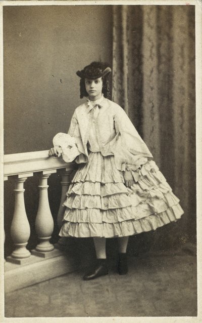 デンマークのダグマー王女の肖像、1847～1928 年、1860 年。 作： Copenhagen Photo studio E. Lange