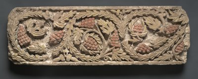 葉とブドウのフリーズ（ライムストーン）300-400年代 作： Coptic Coptic