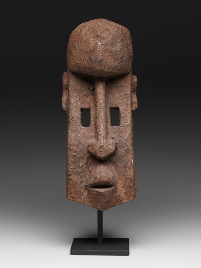 ハンターのマスク（ダンナナ）、20世紀初頭から中期（木材と外皮） 作： Culture Dogon