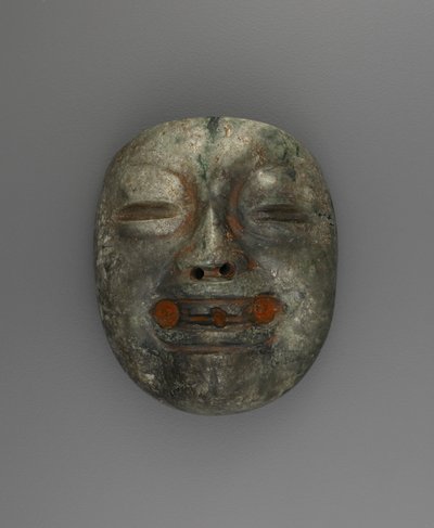 マスクの形のペンダント 作： Culture Olmec