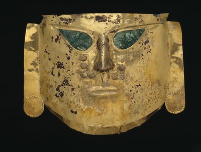 セレモニアルマスク、AD 900-1100（金、銅、塗料） 作： Culture Sicán