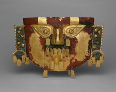 ペルーの葬祭用マスク、紀元後900～1100年（金、銀-銅のオーバーレイ、辰砂 作： Culture Sicán