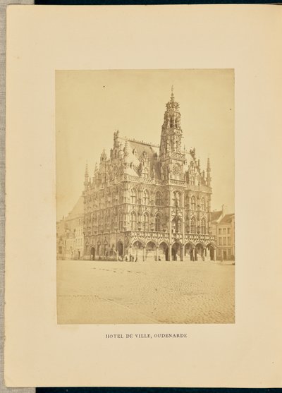ホテル・ドゥ・ヴィル、ウーデナルデ 作： Cundall and Fleming