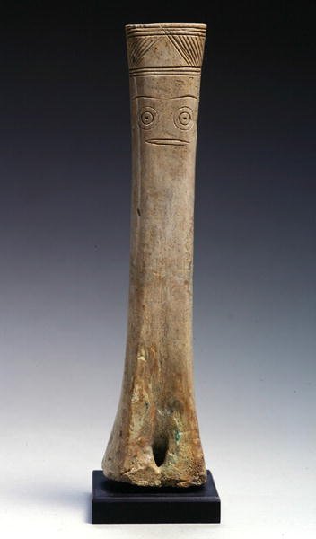 彫像、青銅器時代前期、紀元前2700～1900年（骨） 作： Cypriot Cypriot