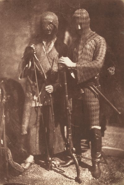 アフガンまたはチェルケスの鎧、1843年。作成者: David Octavius Hill、Robert Adamson。 作： David Octavius Hill, Robert Adamson