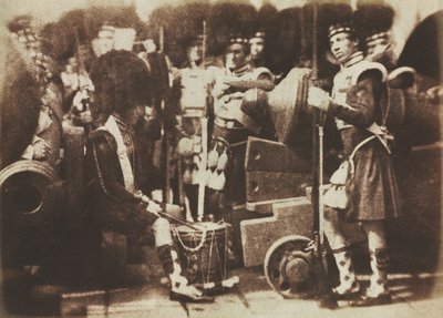 エジンバラ城のスコッツガード、1846年。 作： David Octavius Hill