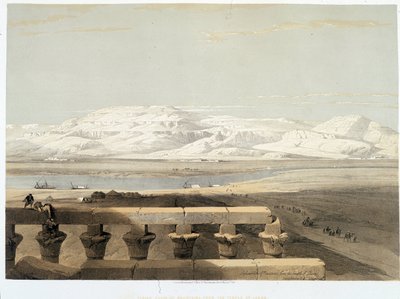 エジプトのルクソール神殿から見たリビアの山。1838年に描かれたもので、1849年にロンドンで出版された "The Holy Land "に掲載されている。 作： David Roberts