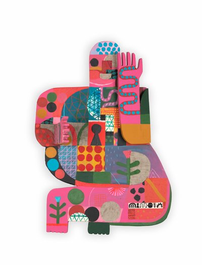 Hot Mess / Unhinged 2B, 2023（蝶番付き木製アッサンブラージュにミクストペイントとコラージュ） 作： David Shillinglaw