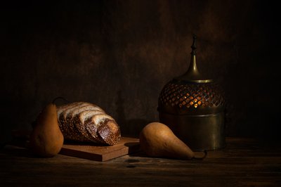 温かみのある素朴な静物画 作： 