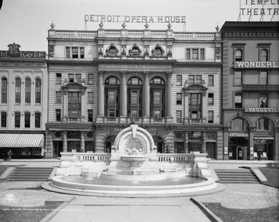 パーマー財団とデトロイトオペラハウス、ミシガン州デトロイト、1906年頃 作： Detroit Publishing Co.