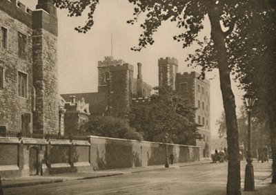 ランベス宮殿、7世紀のカンタベリー大司教の住居、c1935。 作： Donald McLeish