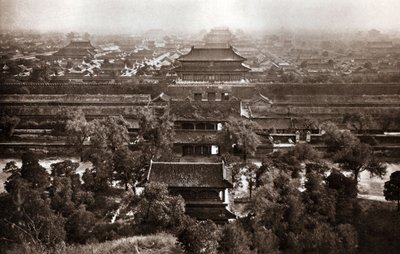 紫禁城、北京 作： Donald Mennie