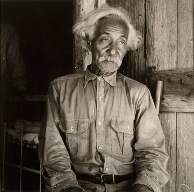 生まれながらの奴隷 作： Dorothea Lange