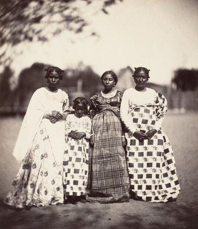 マダガスカル、ベツィミサラカの女性たち、1863年。 作： Désiré Charnay