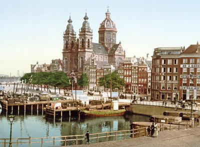 セントニコラスバシリカ、アムステルダム、パブ。 c。1900 作： Dutch Photographer