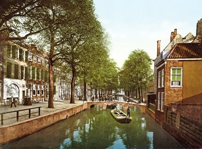 ハーグの運河を見下ろす、1890-1900 作： Dutch Photographer