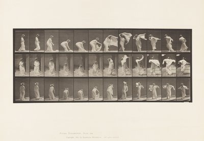 プレート233ショールを持ち上げる、肩にかける、回す 作： Eadweard Muybridge