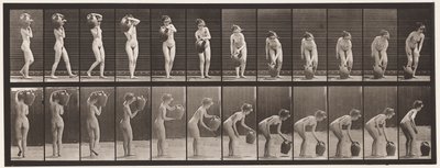 プレート235。ウォータージャーの肩から地面への回転と取り外し、1872〜1885 作： Eadweard Muybridge