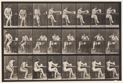 プレート244。交差する脚に座って、ピッチャーからゴブレットを充填する 作： Eadweard Muybridge