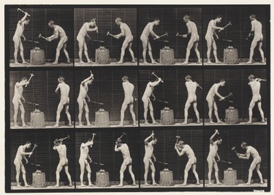 プレート374。鍛冶屋、2つのモデル、アンビルでのハンマー 作： Eadweard Muybridge
