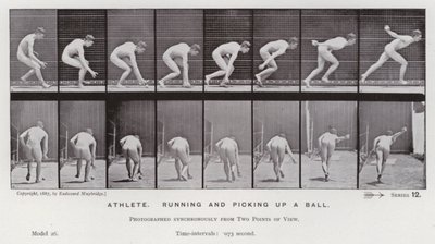 動きのある人間像。走りながらボールを拾うアスリート（モノクロ写真 作： Eadweard Muybridge