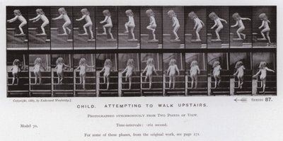 動く人間の姿。階段を歩こうとする子供（モノクロ写真 作： Eadweard Muybridge