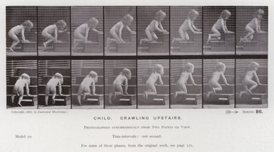 動く人間の姿。2階に這い上がる子供（モノクロ写真 作： Eadweard Muybridge