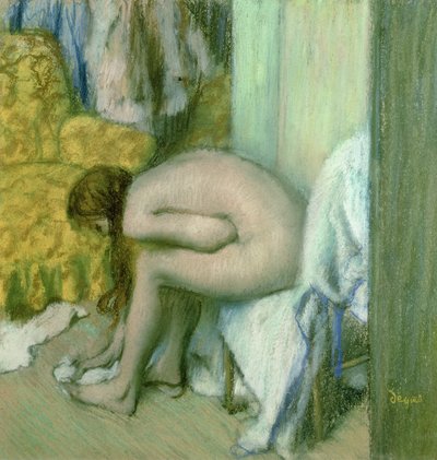 お風呂上がり、左足を乾かす女 作： Edgar Degas