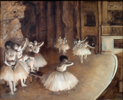 舞台上でのバレエのリハーサル 作： Edgar Degas
