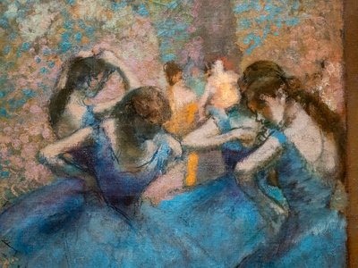 青い踊り子（詳細）。1893-96年頃。油彩・キャンバス 作： Edgar Degas