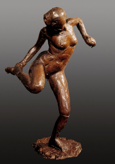 足を持つダンサー、エドガー・ドガの彫刻 作： Edgar Degas