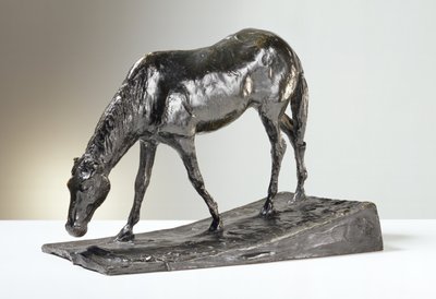 トラフで馬（ブロンズ） 作： Edgar Degas